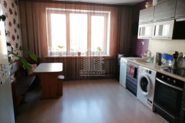 Продам 2-ю квартиру.