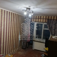 Продам 1-ю квартиру ул. Островского д. 174