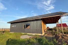 В продаже загородный дом.