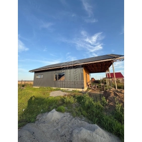 В продаже загородный дом.